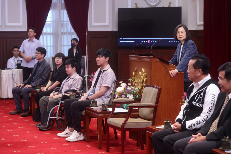 Tổng thống Thái Anh Văn: Bồi dưỡng tài năng bảo mật thông tin để nâng cao khả năng bảo vệ an ninh thông tin của Đài Loan