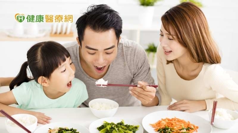 Chất xơ có nhiều lợi ích cho sức khỏe, 1 cách để làm tăng 30% lượng chất xơ theo khuyến nghị