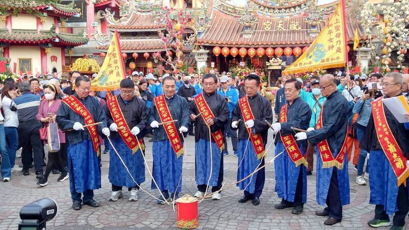 Hợp tác tranh cử giữa KMT và TPP gặp trở ngại, ông Hầu Hữu Nghi: tôn trọng quyết định cuối cùng của ông Kha Văn Triết