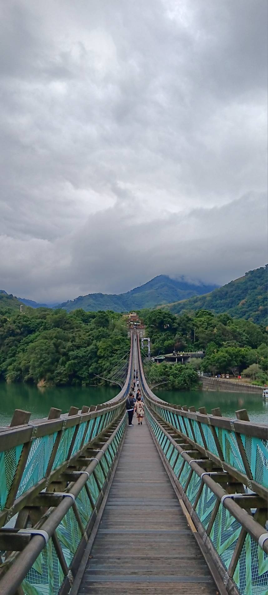 Tham quan Cầu treo Khê Khẩu có view cực chill