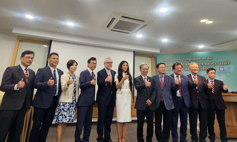 Hiệp hội Y khoa Thế giới đến Đài Loan học hỏi kinh nghiệm, hy vọng có thể đem kinh nghiệm của Đài Loan chia sẻ với thế giới