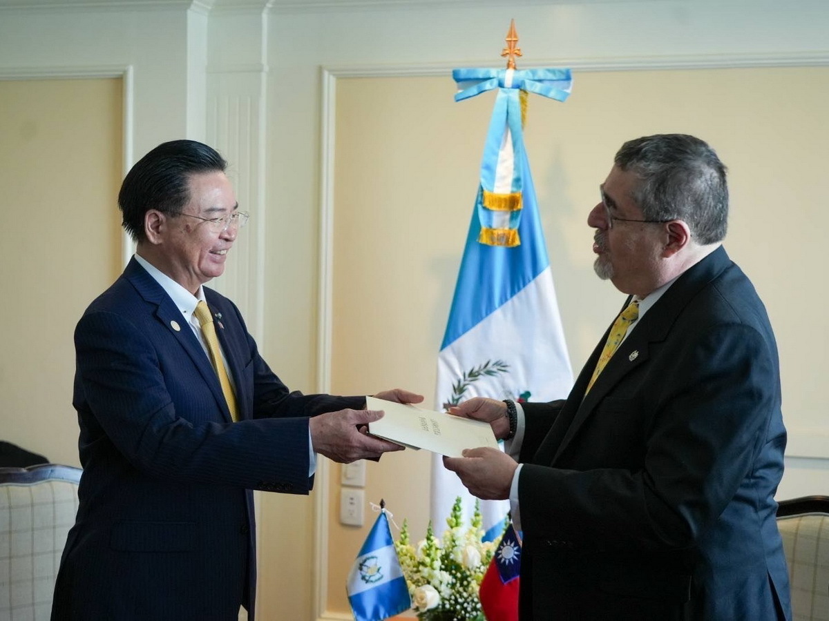 Về tình hữu nghị với Guatemala, Ngoại trưởng: Tổng thống mới của Guatemala nhiều lần bày tỏ sẽ ủng hộ quan hệ bang giao hai bên