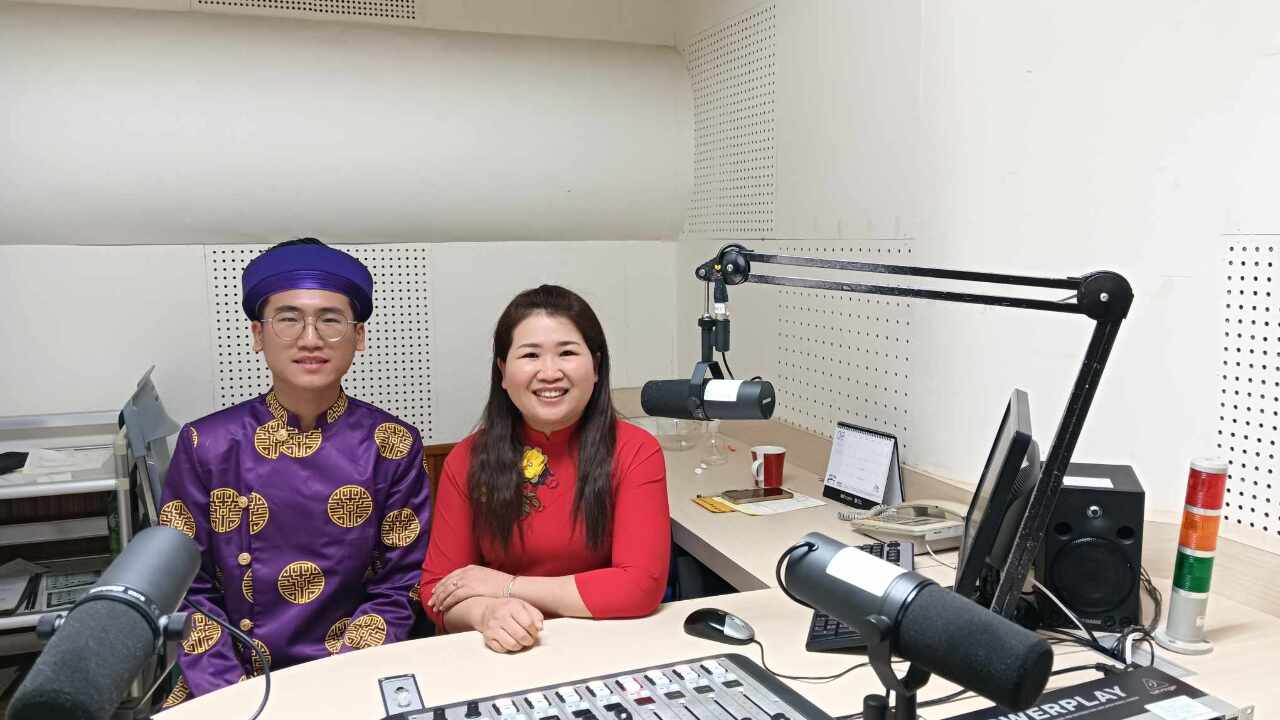 Cô giáo Nguyễn Thị Thủy Tiên chia sẻ cách dạy con yêu thích văn hóa Việt Nam - Tập II