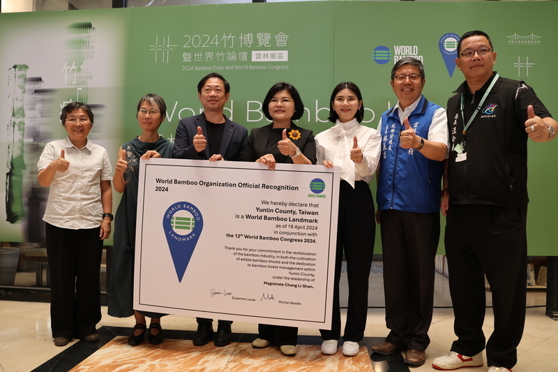 Tổ chức Tre thế giới WBO chứng nhận huyện Vân Lâm là “Điểm mốc Tre thế giới”