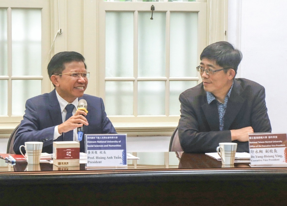 Đoàn trường Đại học Nhân văn Hà Nội tới Đài Loan bàn về việc thành lập Trung tâm Dữ liệu Hán học Đài Loan
