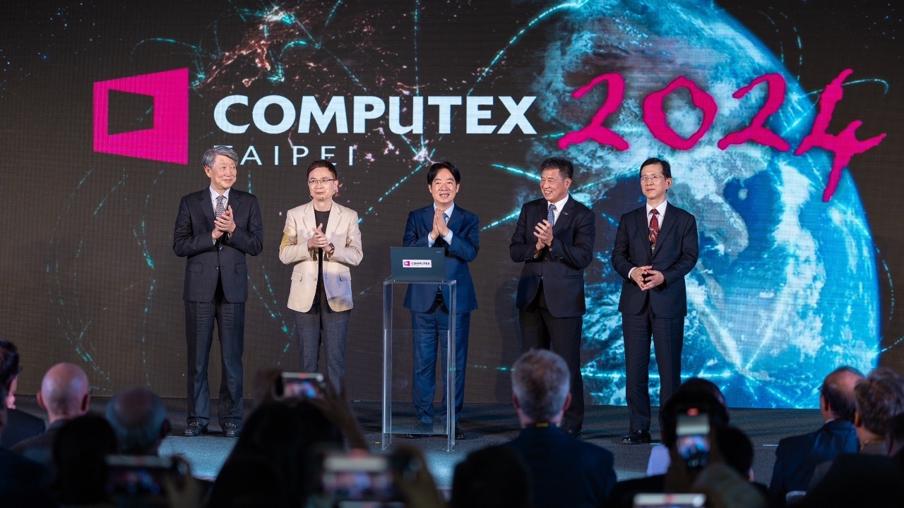 Khai mạc triển lãm COMPUTEX, Tổng thống Lại Thanh Đức đưa ra 3 lời hứa và mời doanh nghiệp làm 3 việc nên làm khi đầu tư vào Đài Loan