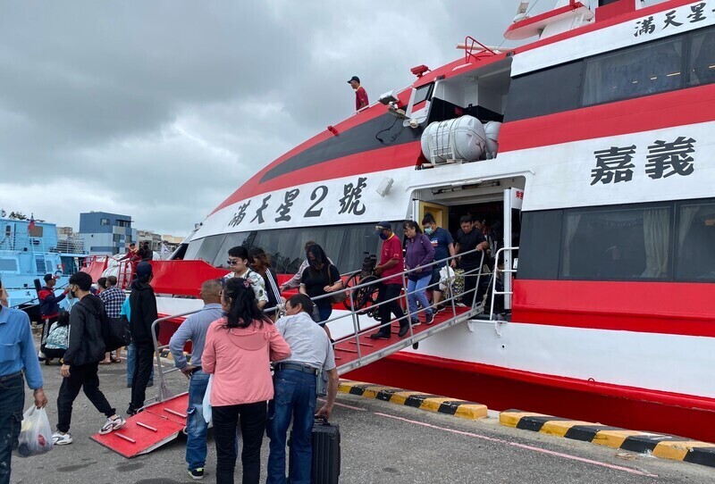 Nghỉ Tết Đoan Ngọ, Bành Hồ đón hơn 13 nghìn du khách trong ngày 8/6