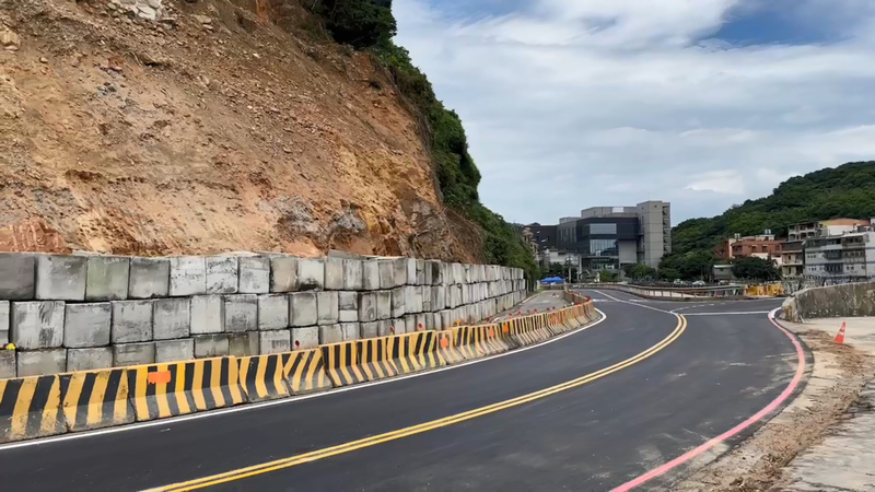 Công viên Chaojing Keelung đã được sửa chữa, 2 giờ chiều nay thông xe
