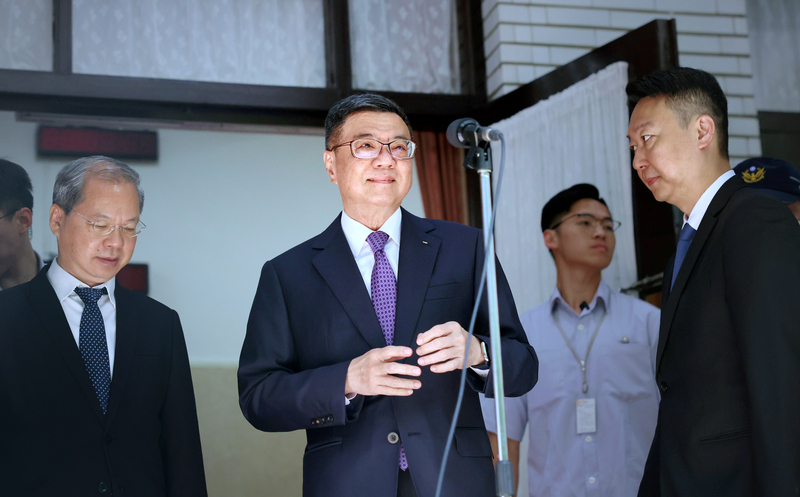 Ủy viên lập pháp Ông Hiểu Linh gây tranh cãi sau phát ngôn chúc mừng huy chương Vàng Olympic, Thủ tướng: đừng để những chuyện “ngược dòng” ảnh hưởng tâm trạng