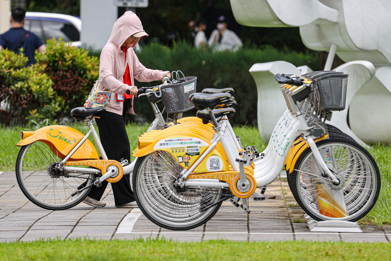 Hệ thống cho thuê xe đạp công cộng YouBike của thành phố Đài Bắc ngừng hoạt động từ 2 giờ rạng sáng ngày 2/10