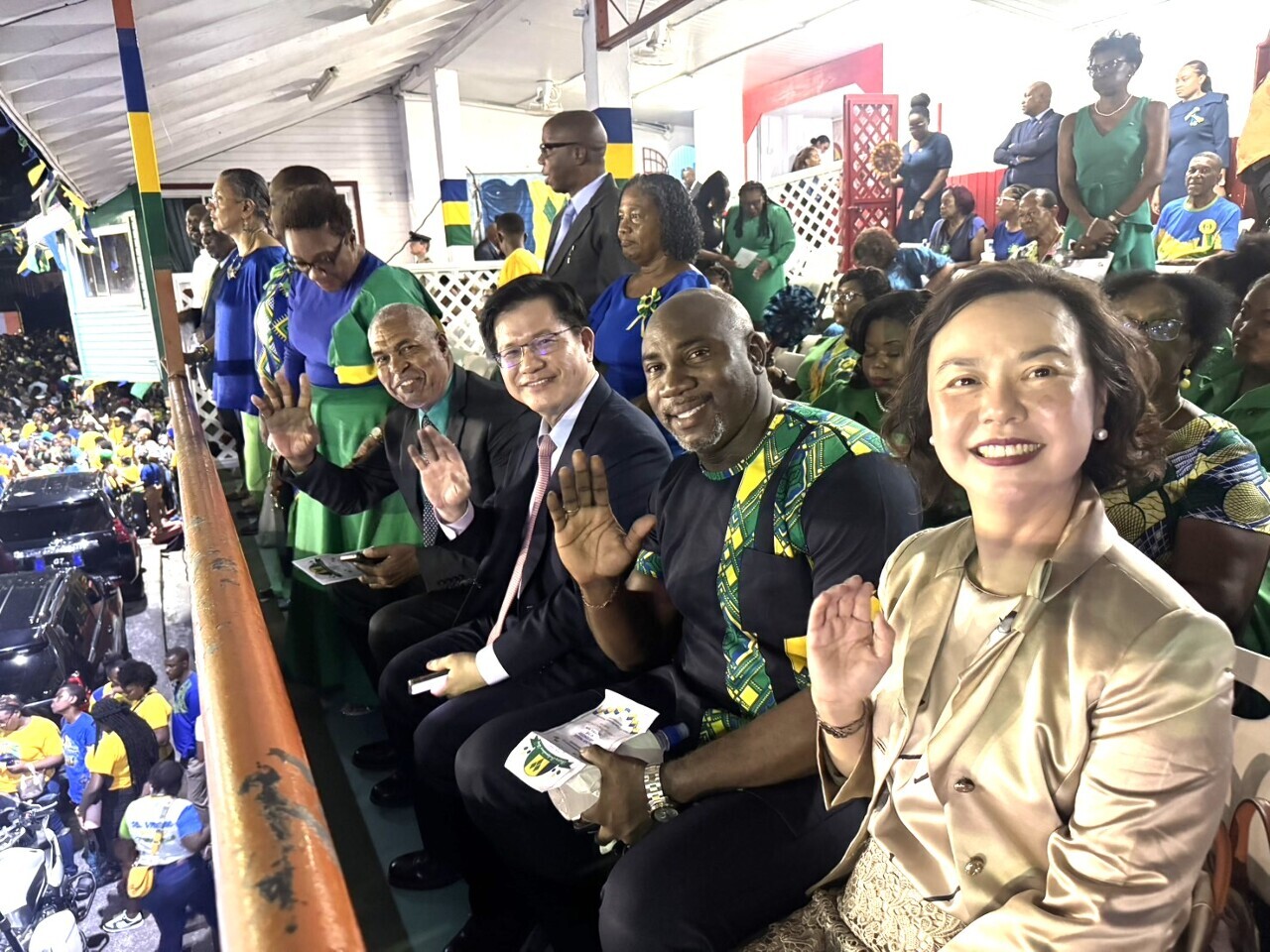 Ngoại trưởng Lâm Giai Long tham gia Lễ kỷ niệm độc lập của Saint Vincent và Grenadines