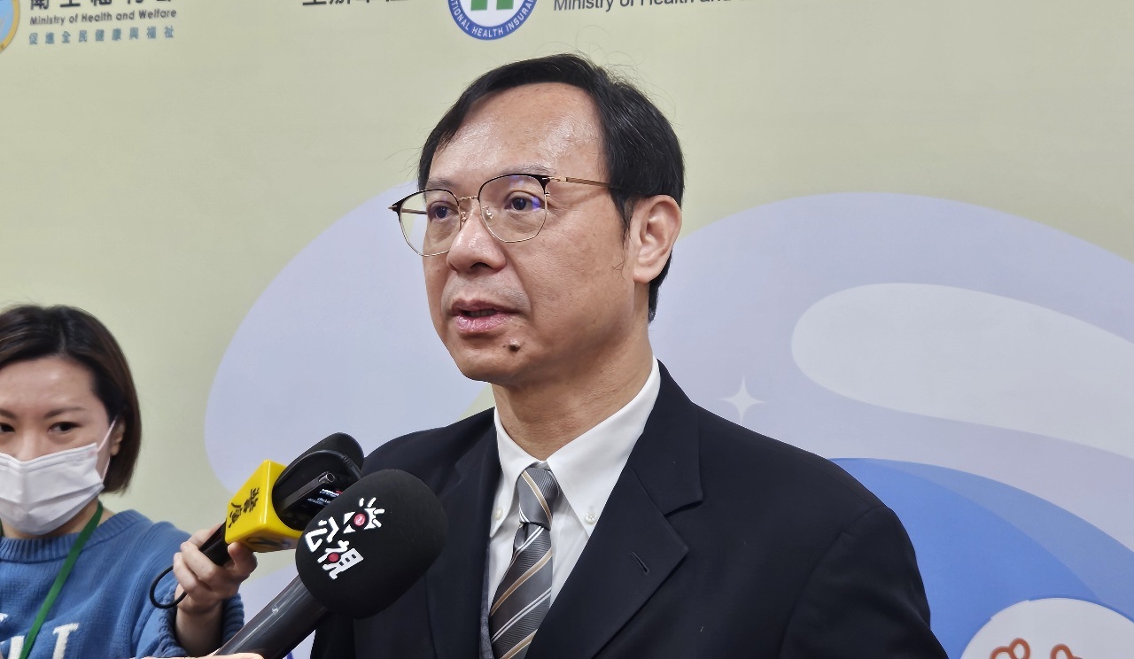 Chế độ ngân sách tổng thể cho từng bệnh viện sẽ được triển khai vào quý đầu tiên của năm sau, ông Thạch Sùng Lương cho biết sẽ bảo đảm quyền lợi khám chữa bệnh, không có vấn đề thiếu nhân lực