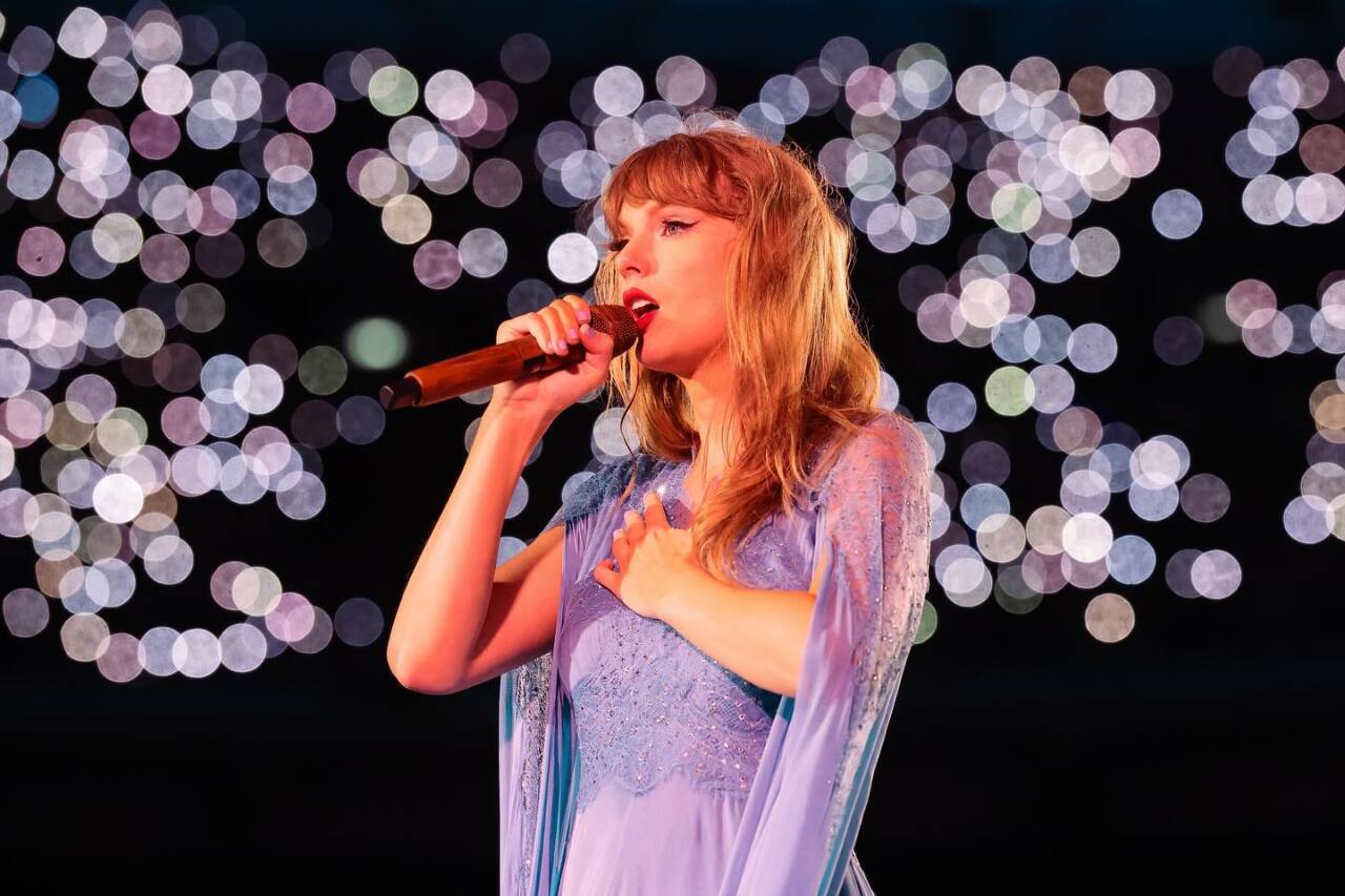 Được đề cử giải Album của năm, ca sĩ Taylor Swift còn được mời làm người trao giải cho Grammy 2025