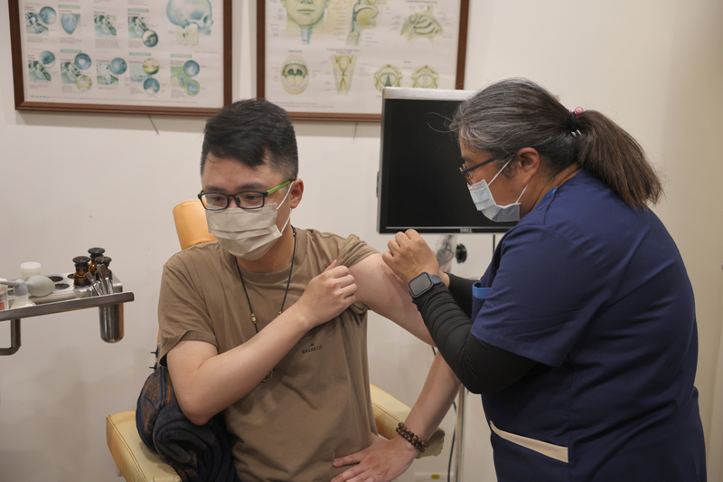 Gặp nhau cuối tuần - Dịch vụ tiêm vaccine cúm tại Đài Loan