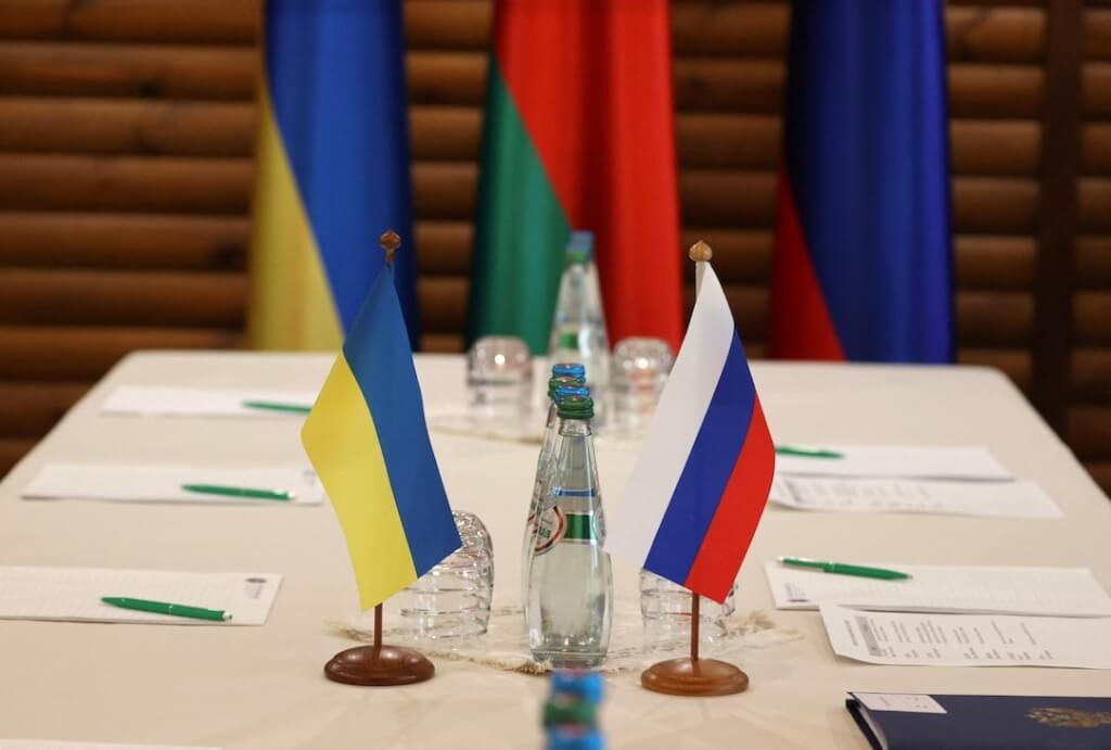 Truyền thông Mỹ: Nga–Ukraine đều lên tiếng tuyên bố, theo đuổi chiến thuật “bờ vực nguy hiểm”