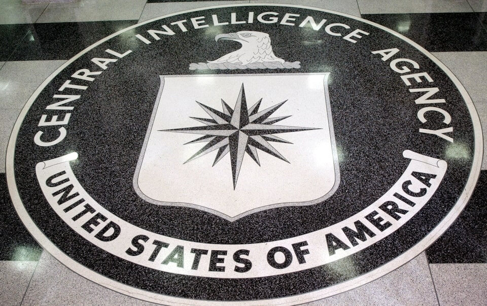 CIA cảnh báo Trung Quốc là mối đe dọa toàn cầu hàng đầu, lo ngại khả năng tuyển mộ cựu điệp viên Mỹ